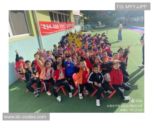 泰山区小学足球比赛精彩直播全程回顾与精彩瞬间分享