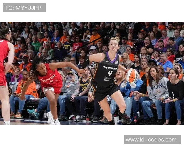 康涅狄格太阳与达拉斯飞翼的激烈对决揭示WNBA季后赛新篇章