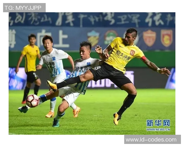 广州富力与恒大激战正酣谁能在这场德比中笑到最后